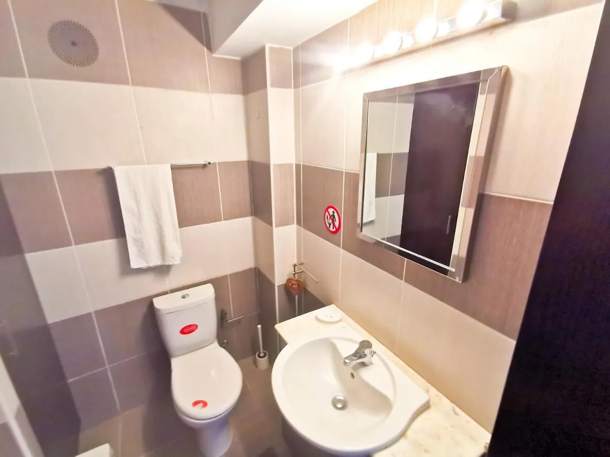 Promenade Breeze City Apartment Larnaca